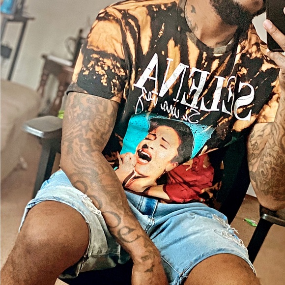 Meet your Posher, Travis - Picture 2 of 4